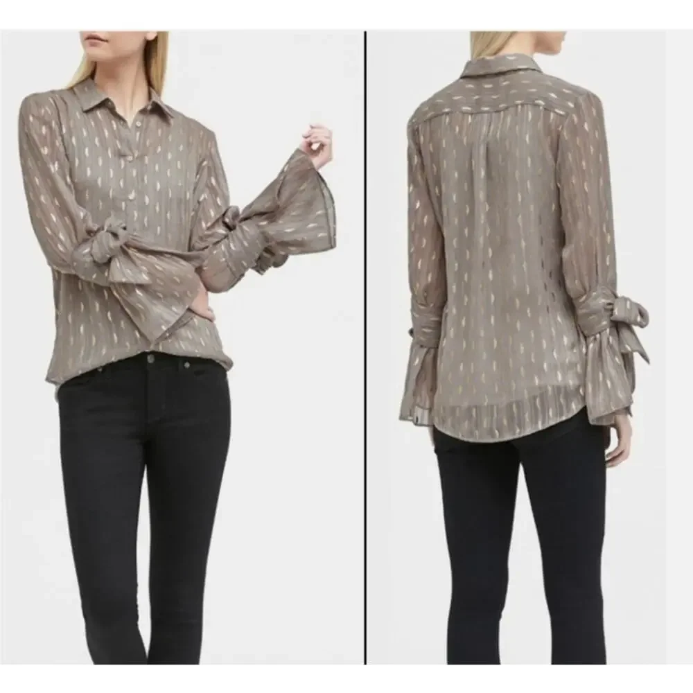 BANANA REPUBLIC Grey Gold Metallic Semi Sheer Button Down Dillon Shirt Sz S - Picture 1 of 9